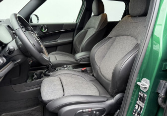 Подержанный автомобиль MINI Countryman 2021 года (10 фото)