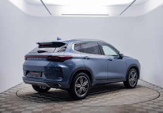 Подержанный автомобиль Exeed LX 2022 года (5 фото)