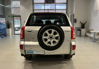 Подержанный автомобиль Chery Tiggo (T11) 2013 года (5 фото)