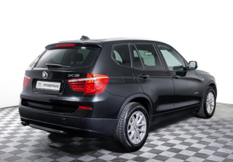 Подержанный автомобиль BMW X3 2013 года (5 фото)