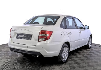 Подержанный автомобиль LADA (ВАЗ) Granta Sedan 2022 года (5 фото)