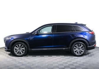 Подержанный автомобиль Mazda CX-9 2022 года (8 фото)