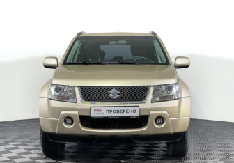 Подержанный автомобиль Suzuki Grand Vitara 2006 года (2 фото)