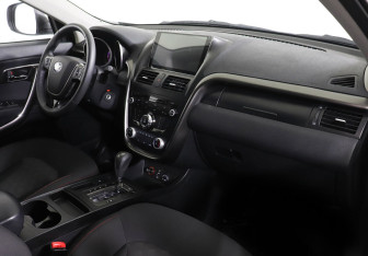 Подержанный автомобиль FAW Besturn X80 2017 года (9 фото)