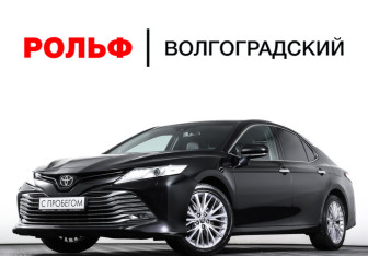 Подержанный автомобиль Toyota Camry Sedan 2019 года (29 фото)