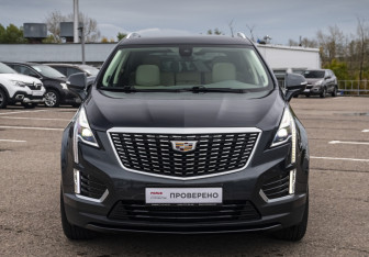 Подержанный автомобиль Cadillac XT5 2021 года (2 фото)