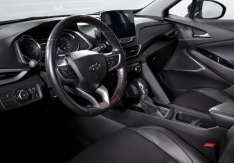 Подержанный автомобиль Chevrolet Orlando 2021 года (14 фото)