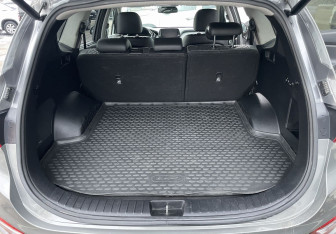 Подержанный автомобиль Hyundai Santa Fe 2019 года (13 фото)