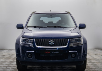 Подержанный автомобиль Suzuki Grand Vitara 2007 года (8 фото)