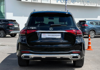 Подержанный автомобиль Mercedes-Benz GLE 2021 года (6 фото)