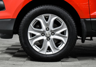 Подержанный автомобиль Ford EcoSport 2016 года (7 фото)