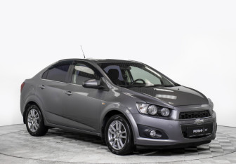Подержанный автомобиль Chevrolet Aveo Sedan 2012 года (3 фото)