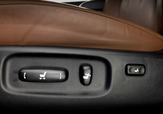 Подержанный автомобиль Toyota Land Cruiser Suv 2018 года (21 фото)