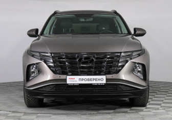Подержанный автомобиль Hyundai Tucson 2021 года (2 фото)