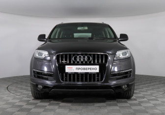 Подержанный автомобиль Audi Q7 2014 года (2 фото)