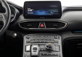 Подержанный автомобиль Hyundai Santa Fe 2022 года (15 фото)