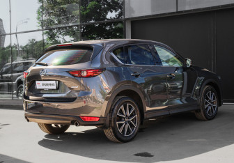 Подержанный автомобиль Mazda CX-5 2017 года (4 фото)