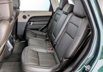 Подержанный автомобиль Land Rover Range Rover Sport 2019 года (12 фото)