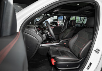 Новый Mercedes-Benz GLB 2025 (18 фото)
