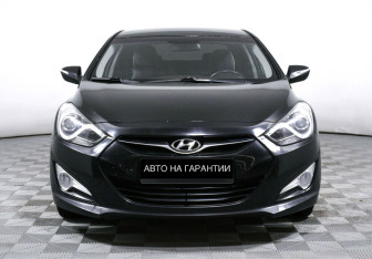 Подержанный автомобиль Hyundai i40 Sedan 2014 года (2 фото)