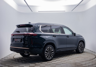 Подержанный автомобиль Exeed VX 2023 года (5 фото)