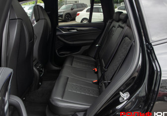 Подержанный автомобиль BMW X3 M 2019 года (8 фото)