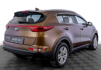 Подержанный автомобиль Kia Sportage 2017 года (5 фото)