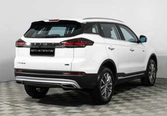 Подержанный автомобиль Geely Atlas Pro 2023 года (5 фото)