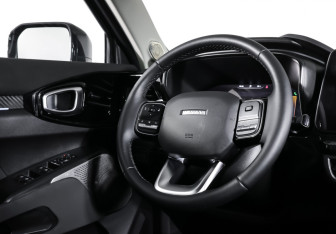 Подержанный автомобиль Haval H3 2024 года (13 фото)