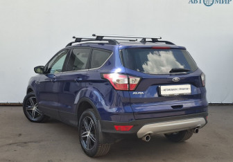 Подержанный автомобиль Ford Kuga 2017 года (7 фото)