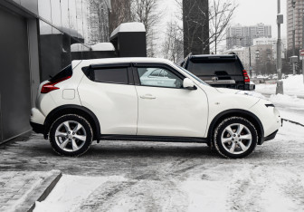 Подержанный автомобиль Nissan Juke 2013 года (4 фото)