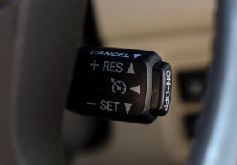 Подержанный автомобиль Lexus LX 2012 года (23 фото)