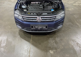 Подержанный автомобиль Volkswagen Tiguan 2017 года (18 фото)