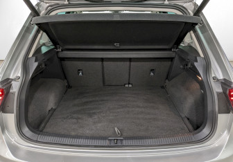 Подержанный автомобиль Volkswagen Tiguan 2019 года (10 фото)