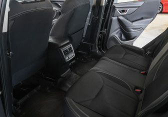 Подержанный автомобиль Subaru Forester Suv 2020 года (12 фото)