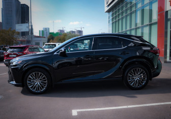 Новый Lexus RX 2025 (6 фото)