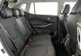 Новый Москвич 3 2025 (12 фото)