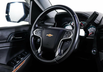 Подержанный автомобиль Chevrolet Tahoe 2015 года (10 фото)