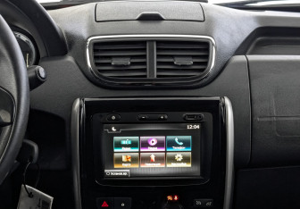 Подержанный автомобиль Nissan Terrano 2019 года (17 фото)