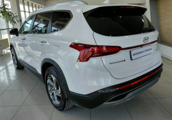 Подержанный автомобиль Hyundai Santa Fe 2020 года (7 фото)