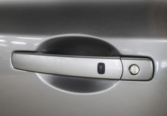 Подержанный автомобиль Nissan X-Trail 2011 года (20 фото)