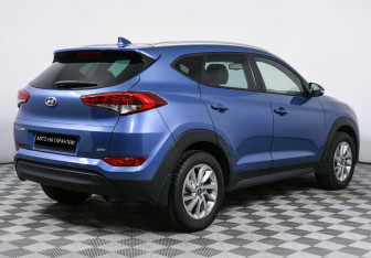 Подержанный автомобиль Hyundai Tucson 2015 года (3 фото)