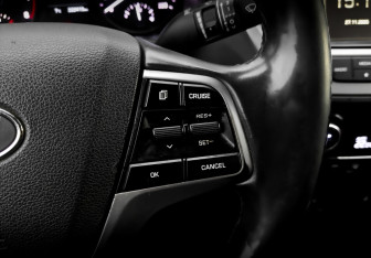 Подержанный автомобиль Hyundai Solaris Sedan 2017 года (25 фото)