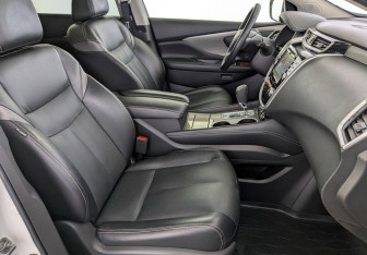 Подержанный автомобиль Nissan Murano Suv 2022 года (25 фото)