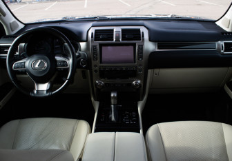 Подержанный автомобиль Lexus GX 2019 года (10 фото)