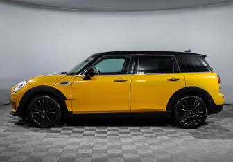 Подержанный автомобиль MINI Clubman Wagon 2016 года (8 фото)