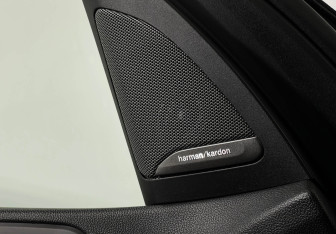 Подержанный автомобиль BMW X5 2018 года (19 фото)