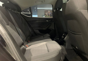 Подержанный автомобиль Skoda Octavia Liftback 2020 года (12 фото)