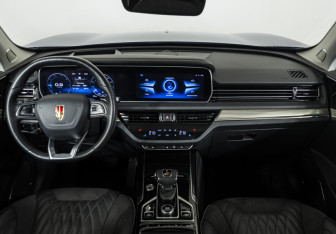 Подержанный автомобиль Hongqi HS5 2023 года (14 фото)