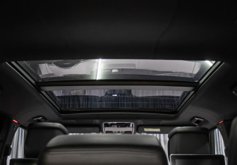 Подержанный автомобиль Land Rover Range Rover 2020 года (17 фото)